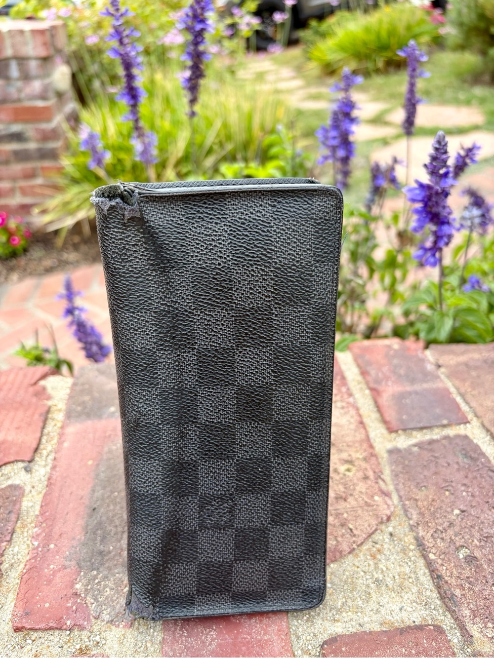 Auth Louis Vuitton Men’s Long Wallet Damier Check 2015 Date Code France Damaged